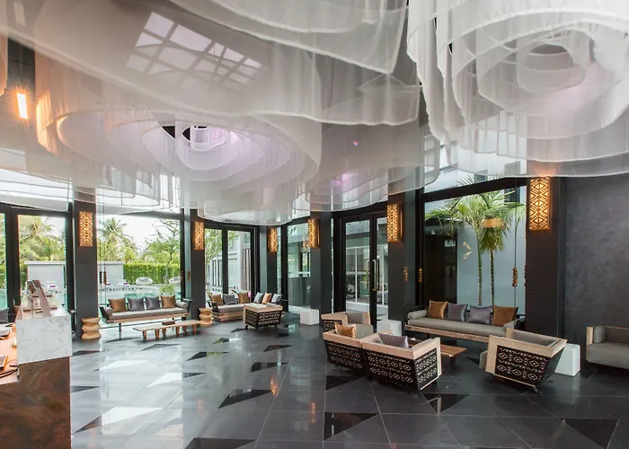 Maya Phuket Airport Hotel-Naiyang Beach